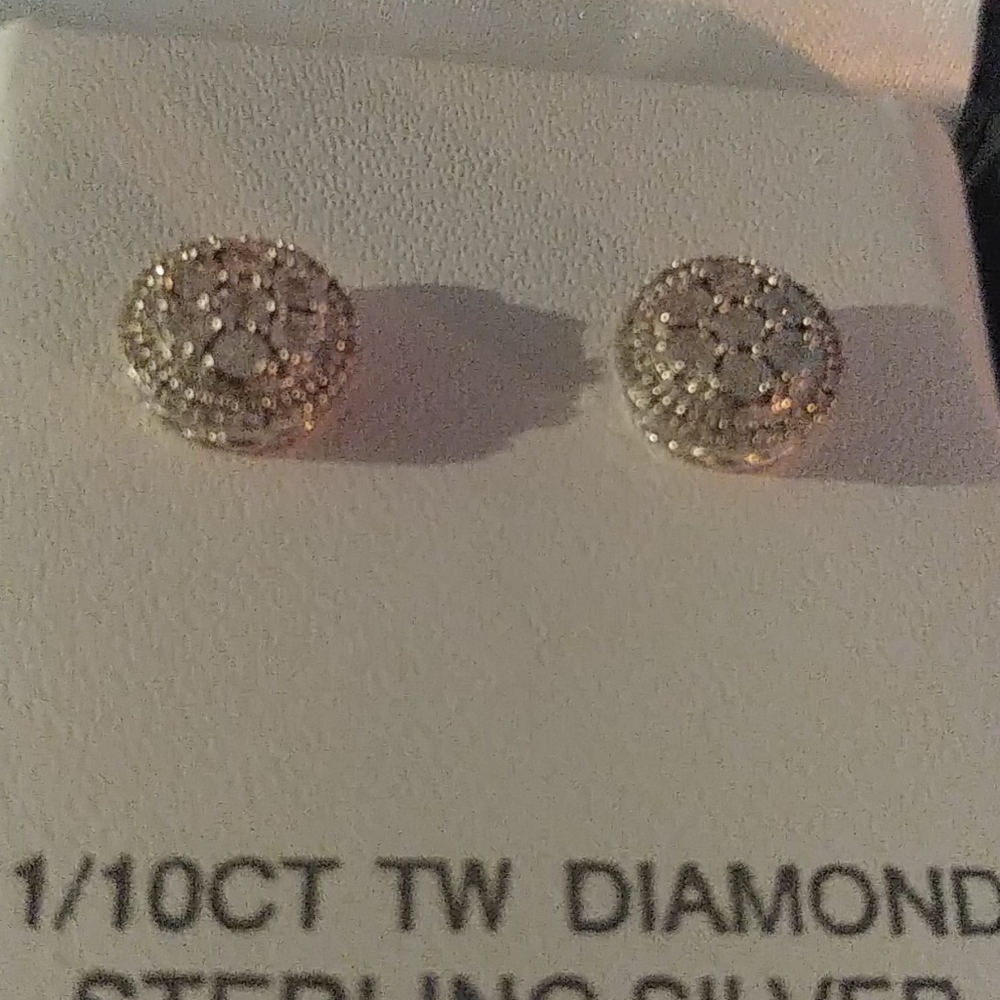 Brandnew Diamond earrings - Picture 7 of 16